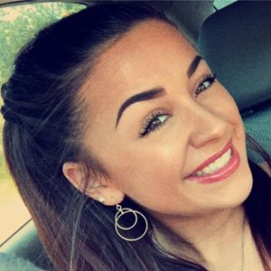 Meet your Posher, Kelsey